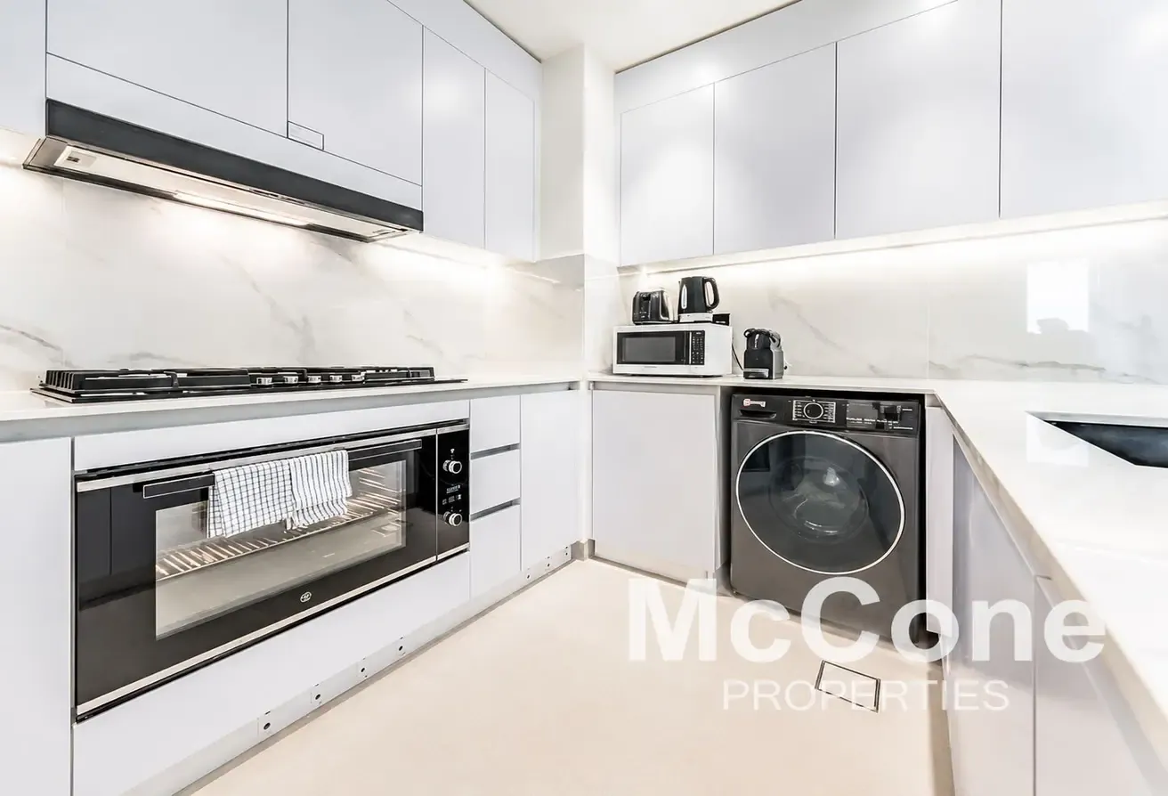 Furnished | Private Pool | Pool View
