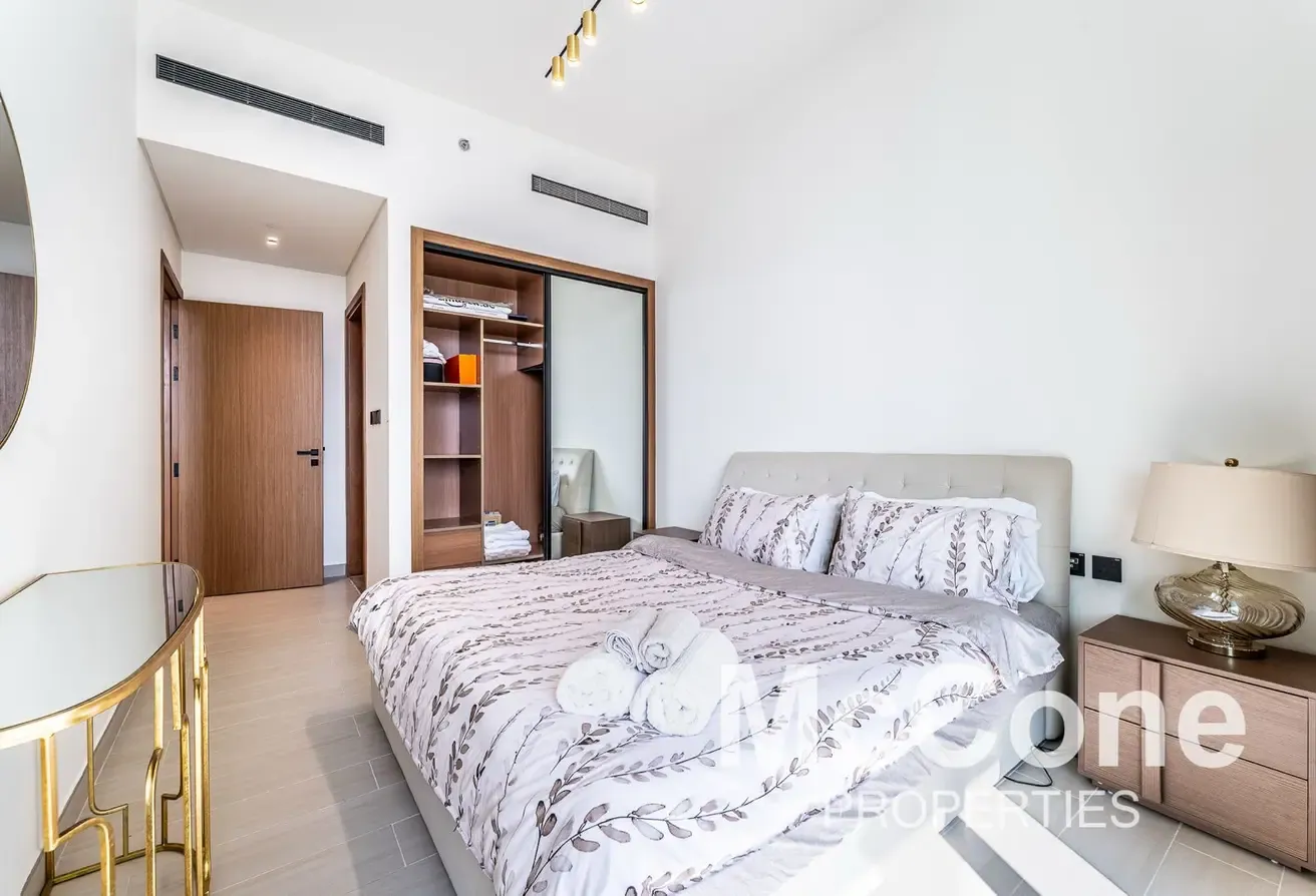 Fully Furnished | Pool View | Bright Unit