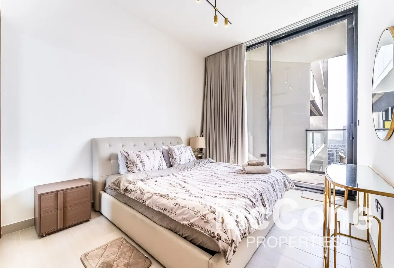 Fully Furnished | Pool View | Bright Unit