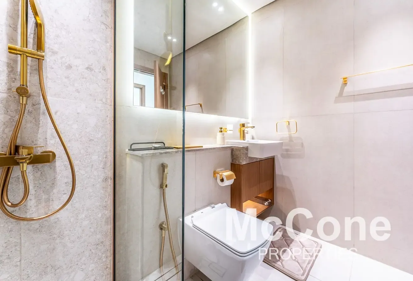 Fully Furnished | Pool View | Bright Unit