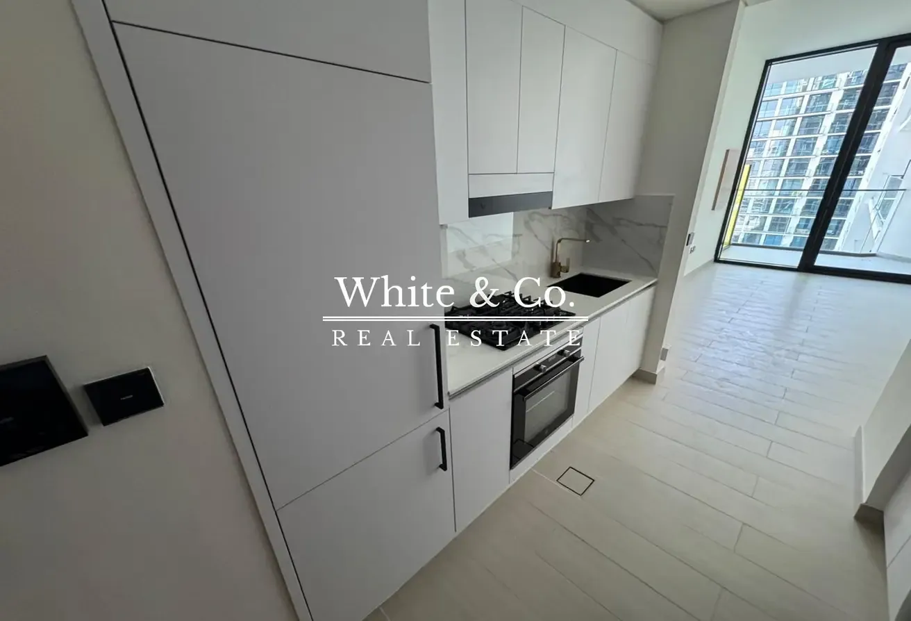 Studio | Fully Furnished  | Ready to Move