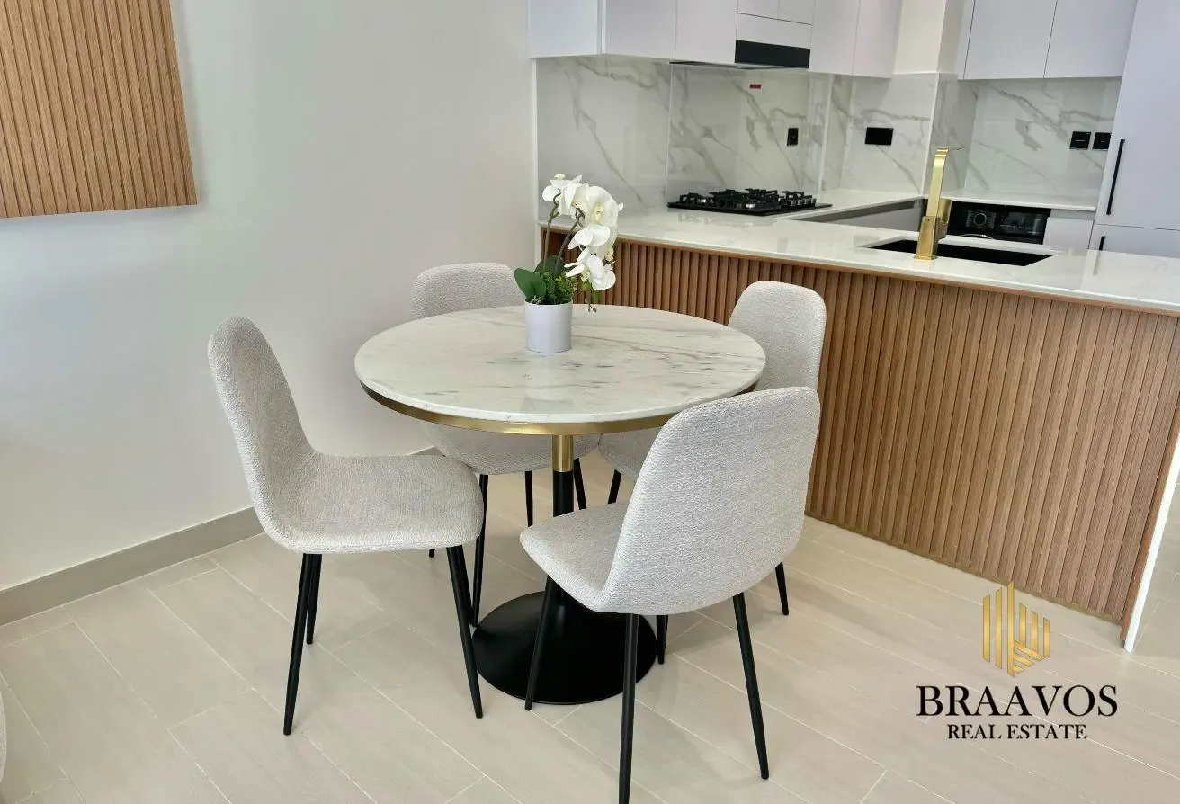 VACANT | FURNISHED | CALL NOW