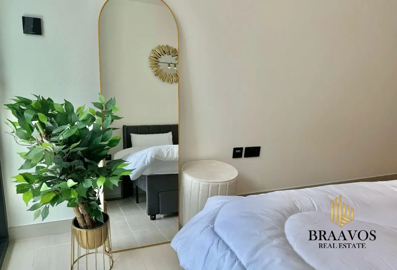 VACANT | FURNISHED | CALL NOW