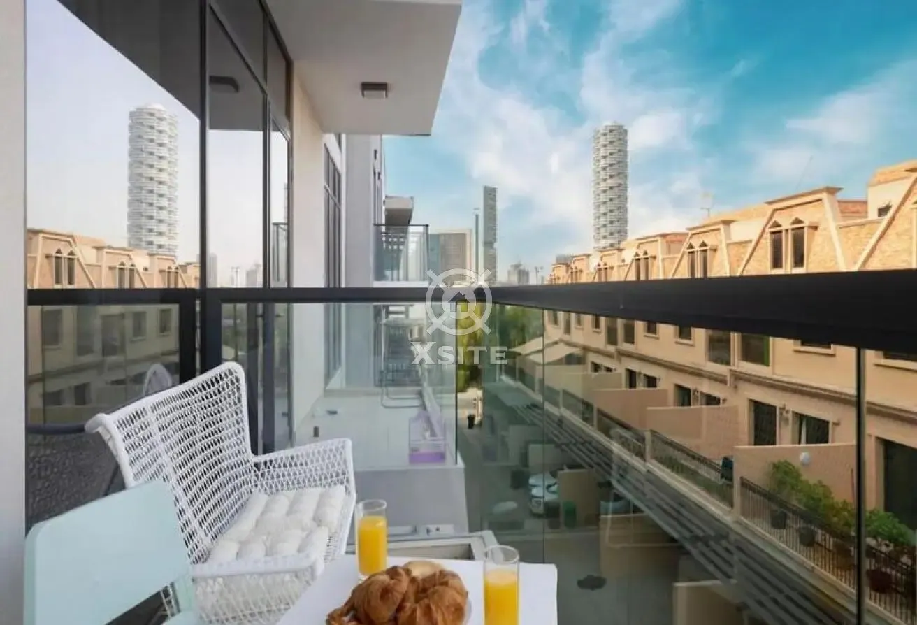 Lavish 1 BR | Fully Furnished | Community View