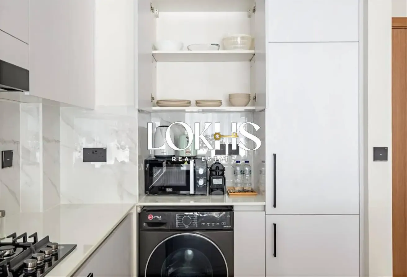 Furnished  |  Smart Home | 2 Covered Parkings
