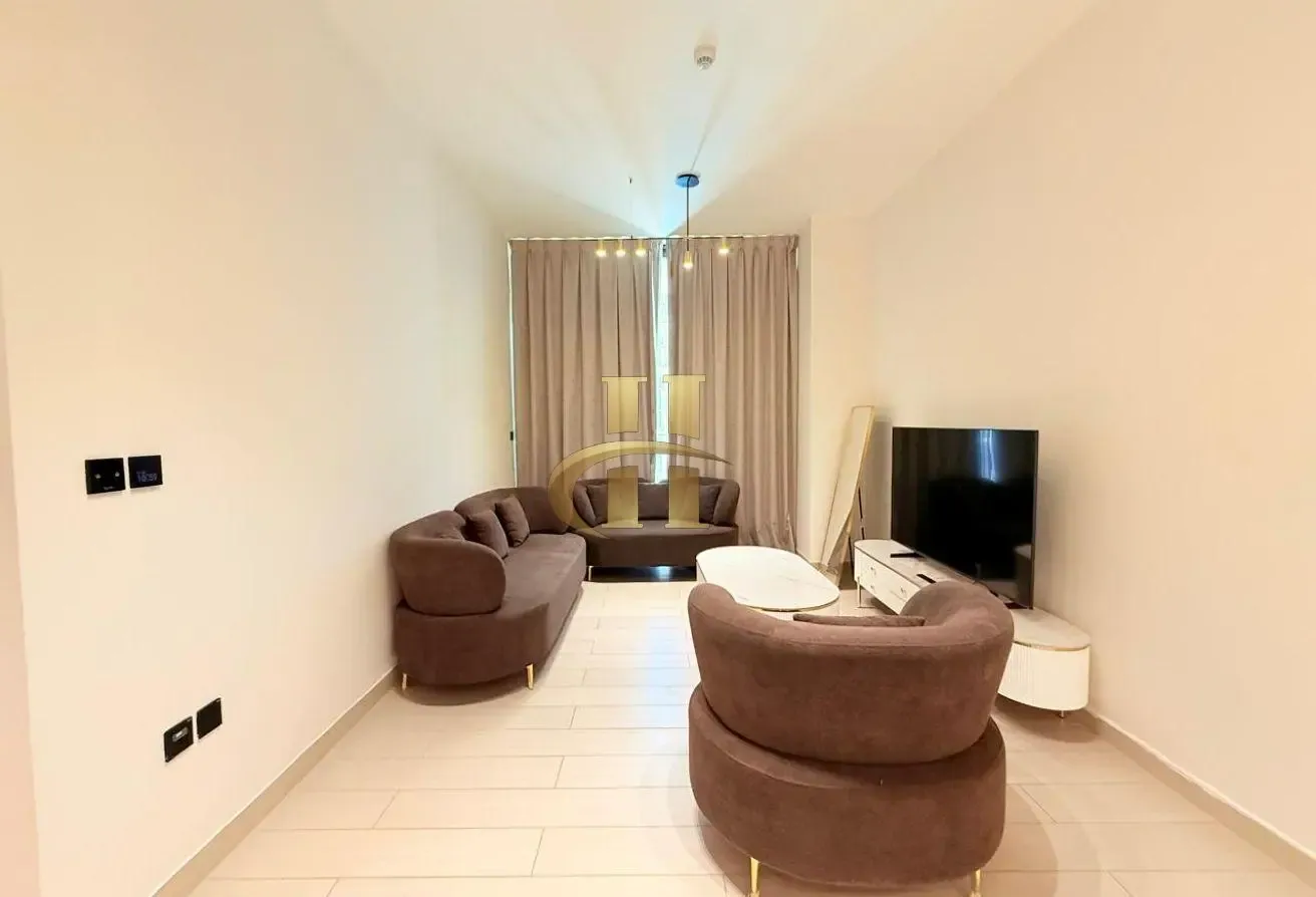 Fully furnished | Pool View | Elegant