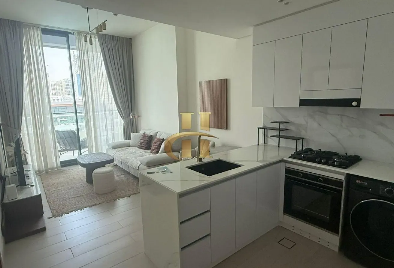 1 BHK | Fully furnished | Pool View | Elegant