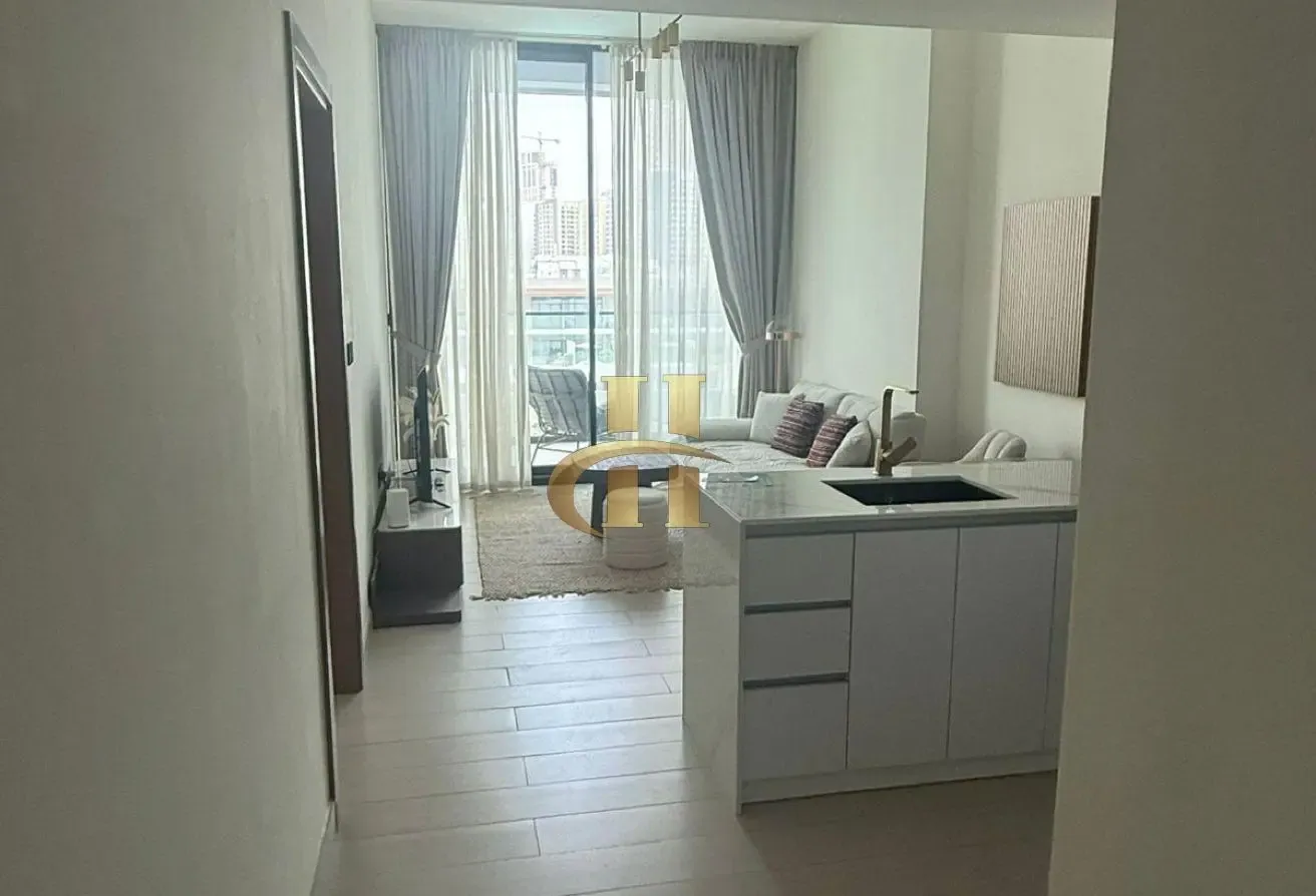 1 BHK | Fully furnished | Pool View | Elegant