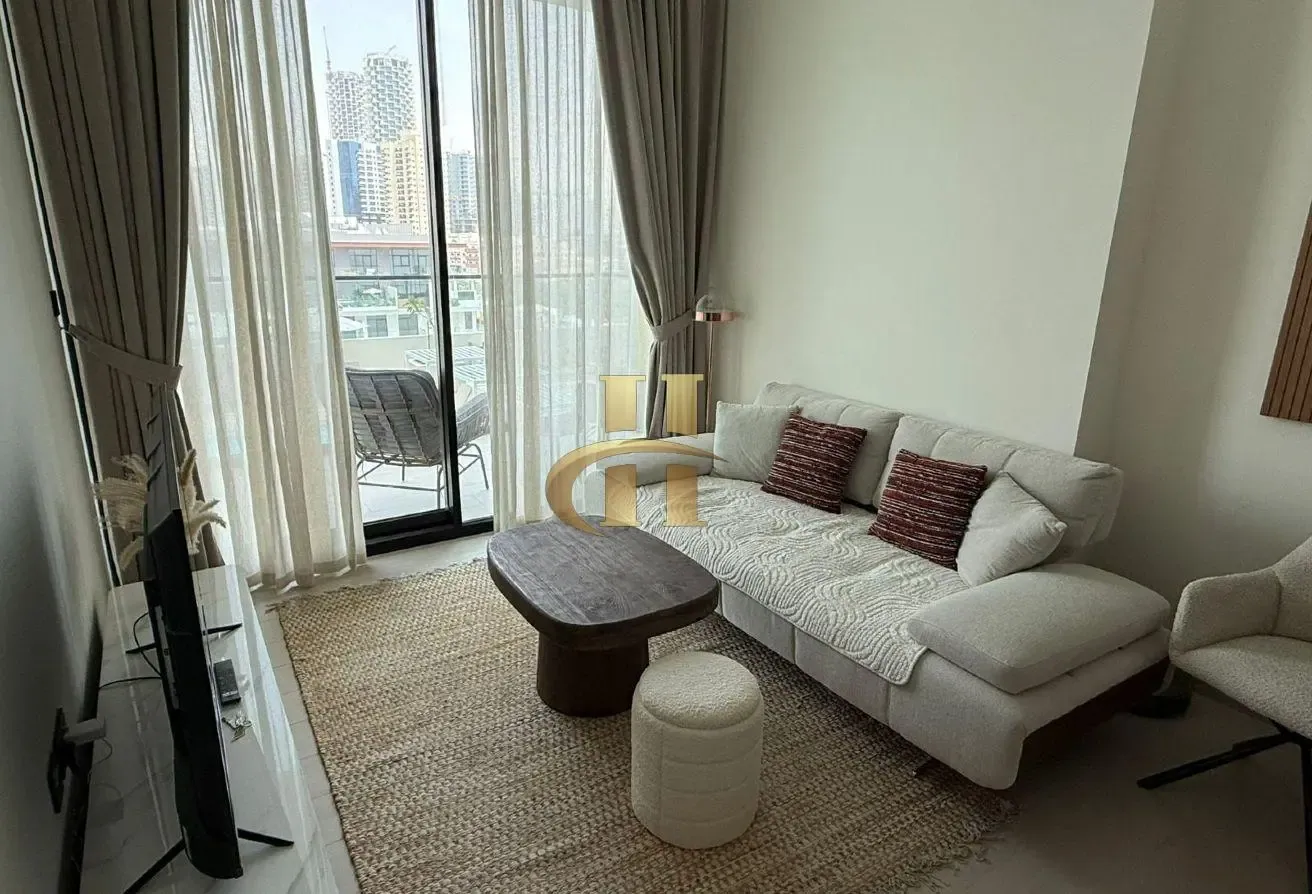 1 BHK | Fully furnished | Pool View | Elegant