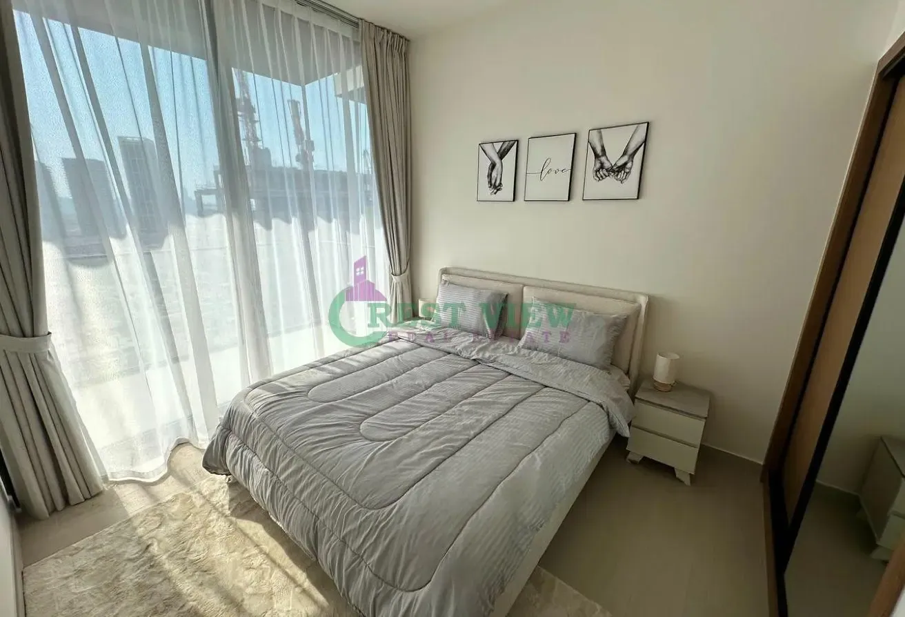 FULLY FURNISHED | BALCONY | MULTIPLE CHEQUES