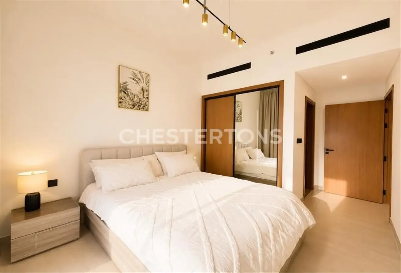 Exclusive | Fully Furnished | Vacant Now