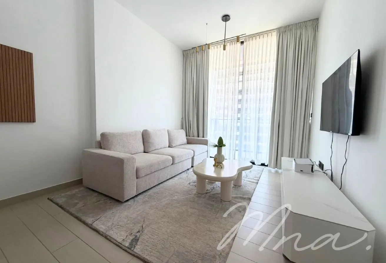 Fully Furnished | Flexible Cheques | Smart Home