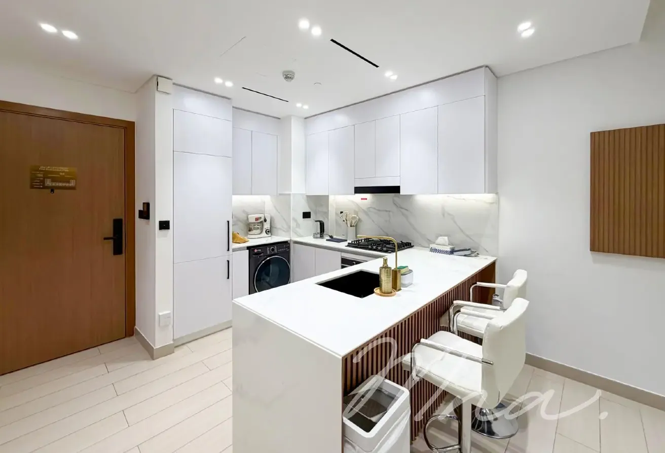 Fully Furnished | Flexible Cheques | Smart Home