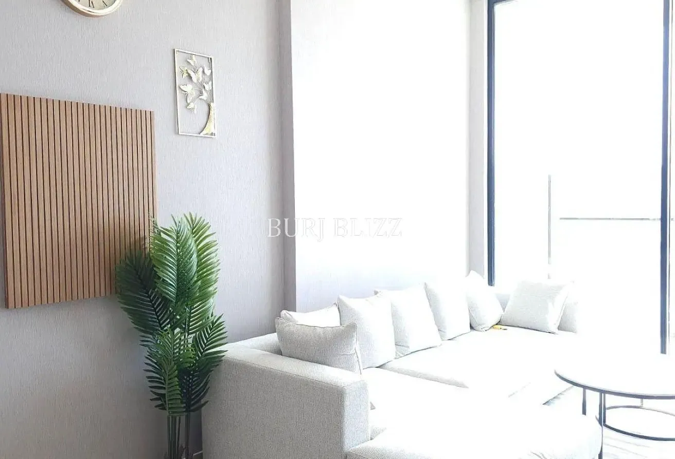 Stunning 1BR | Bright Interiors | Prime Location
