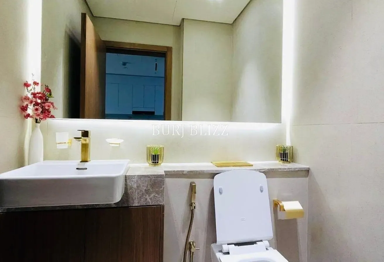 Stunning 1BR | Bright Interiors | Prime Location