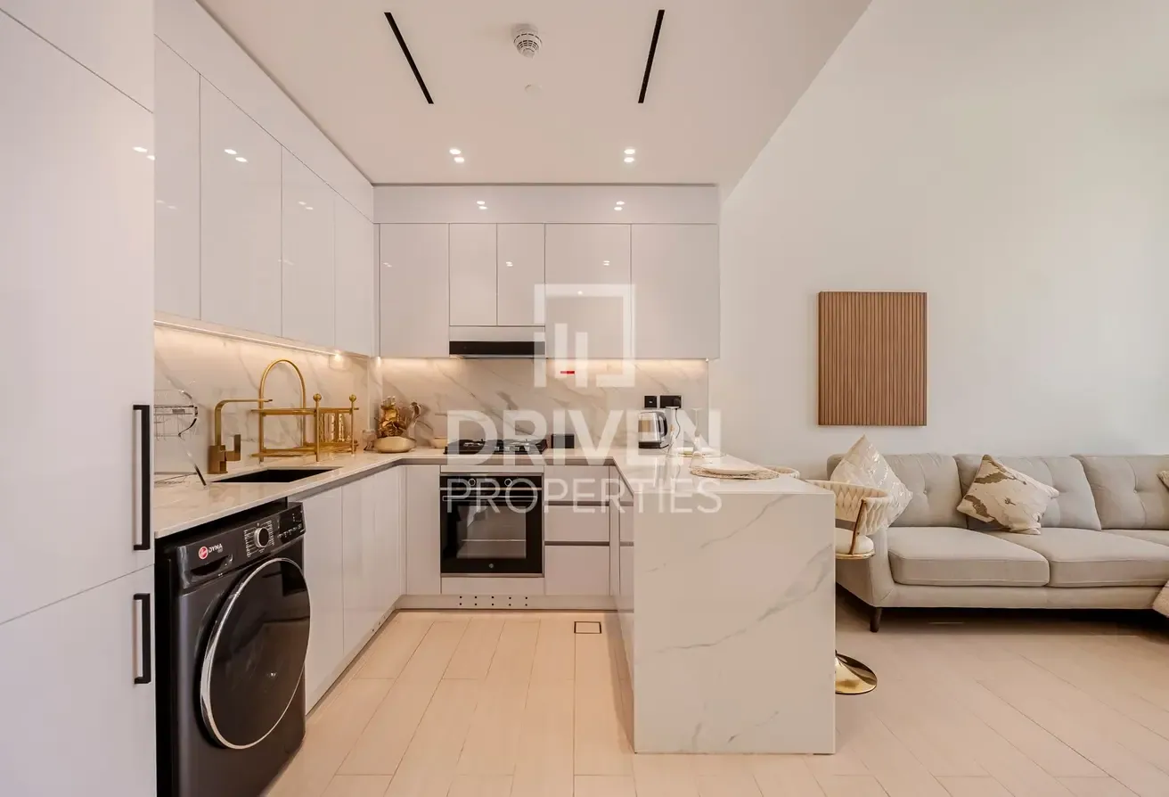Vacant | Prime Location | Fully Furnished