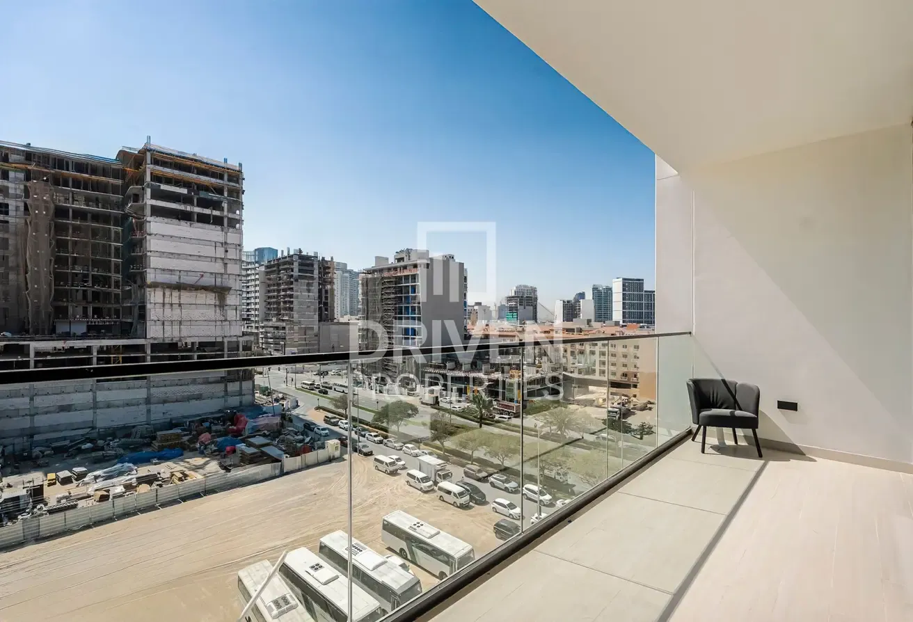 Vacant | Prime Location | Fully Furnished