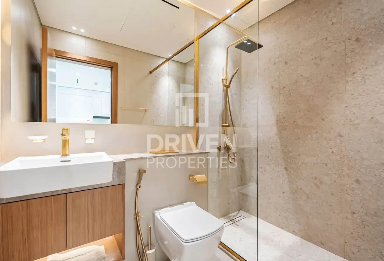 Vacant | Prime Location | Fully Furnished