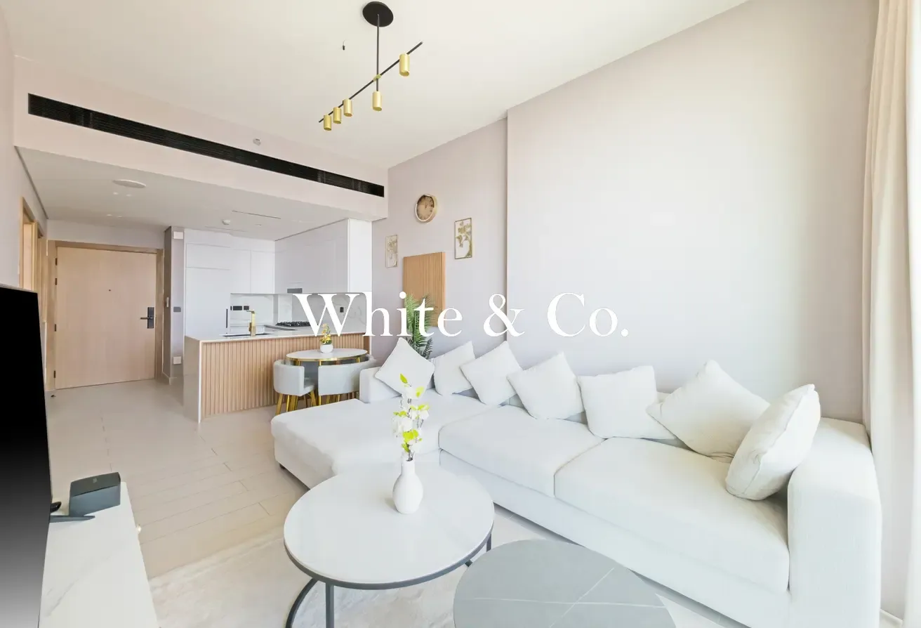 Fully Furnished | High Floor | Spacious