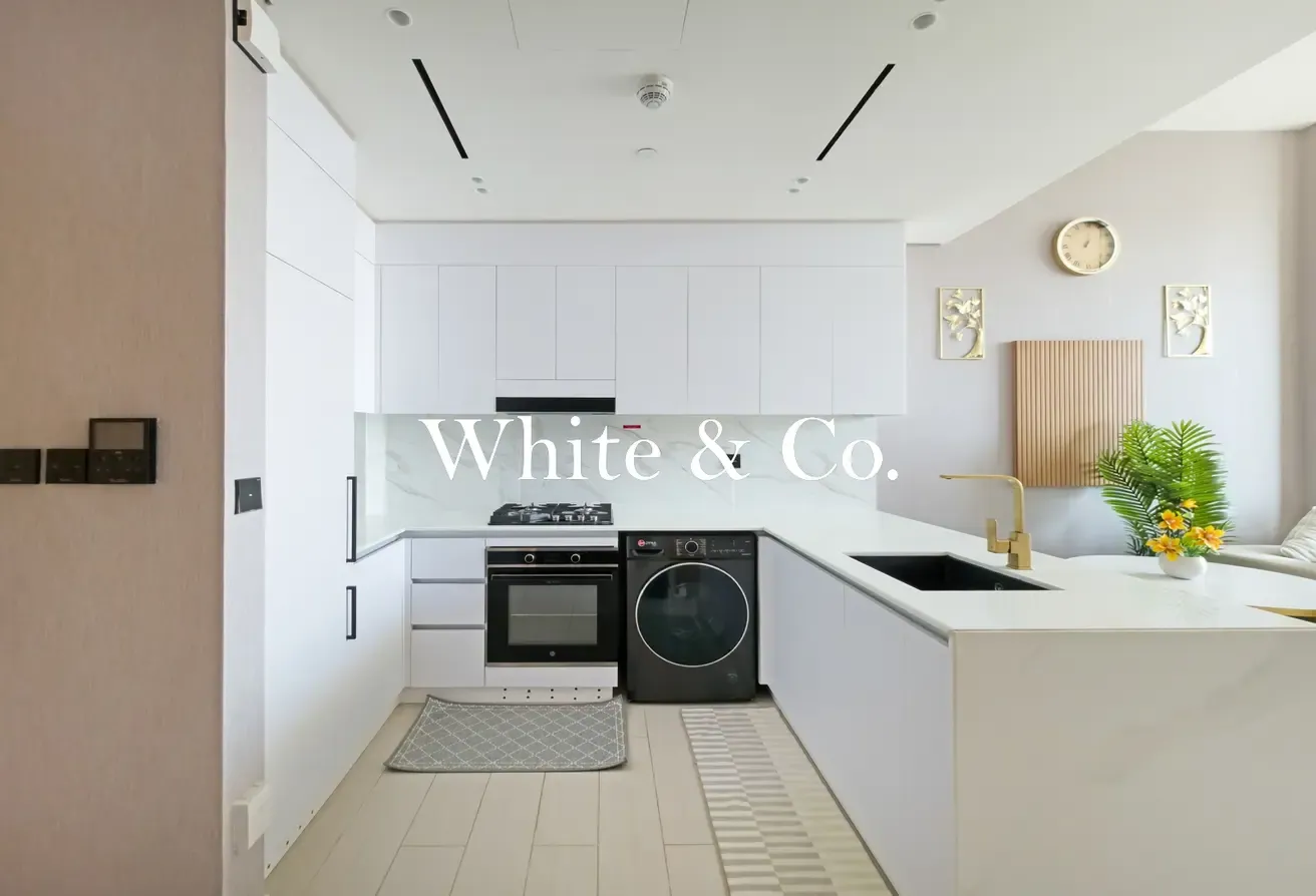 Fully Furnished | High Floor | Spacious