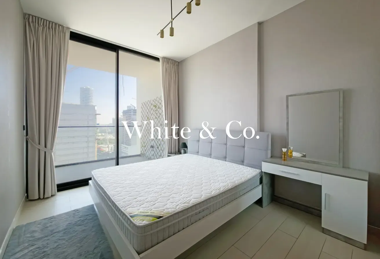 Fully Furnished | High Floor | Spacious