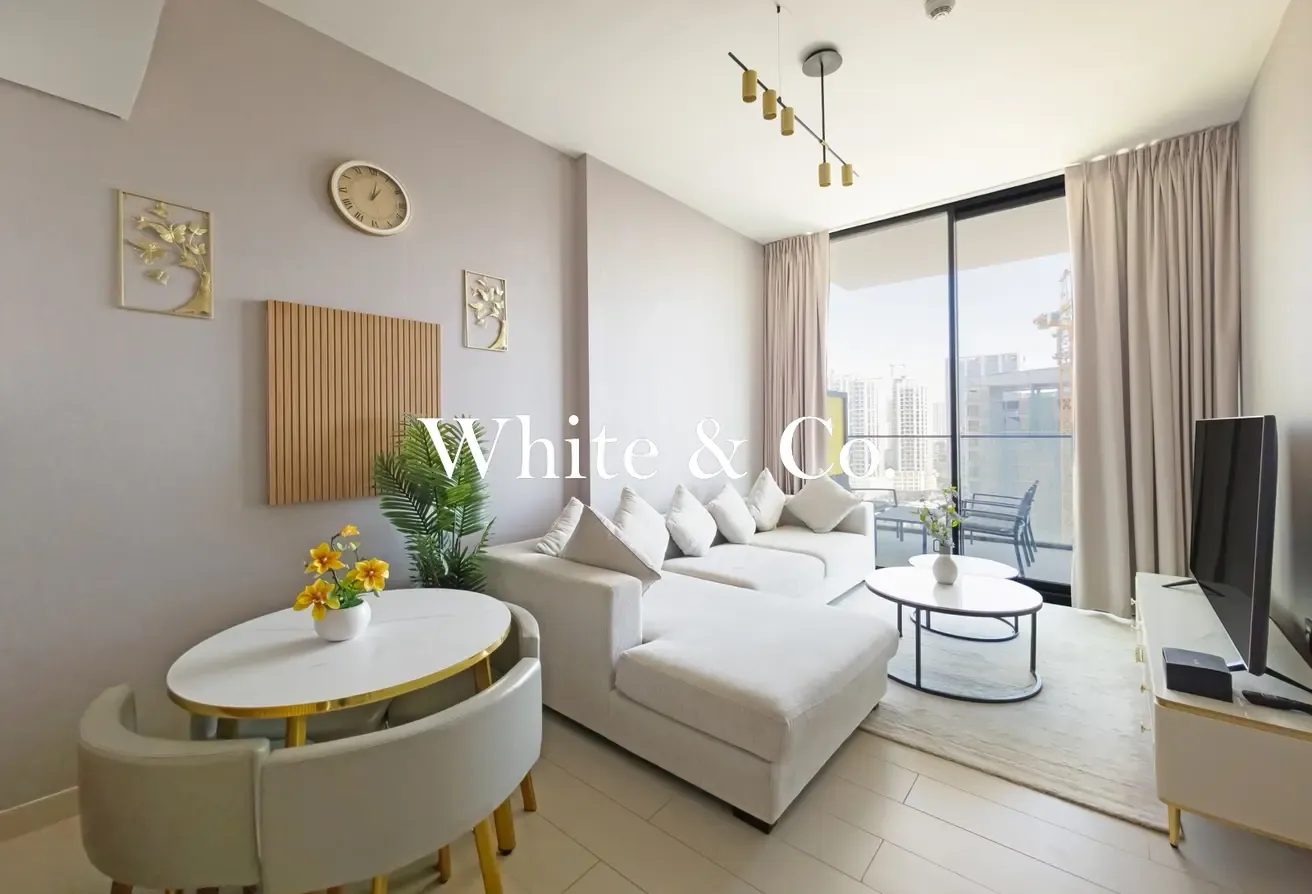 Fully Furnished | High Floor | Spacious