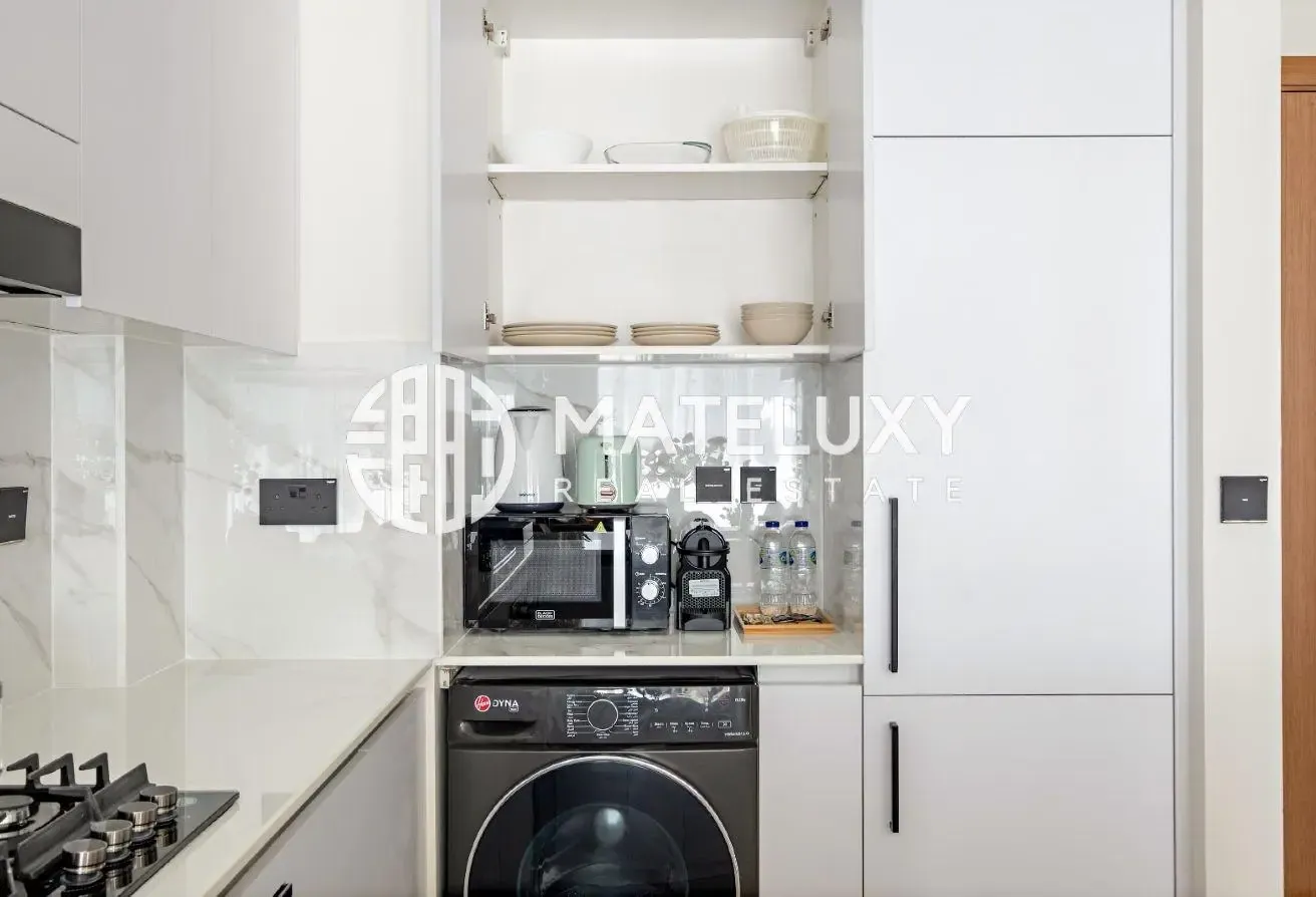 Spacious 1 BR || Furnished || Ready to Move In