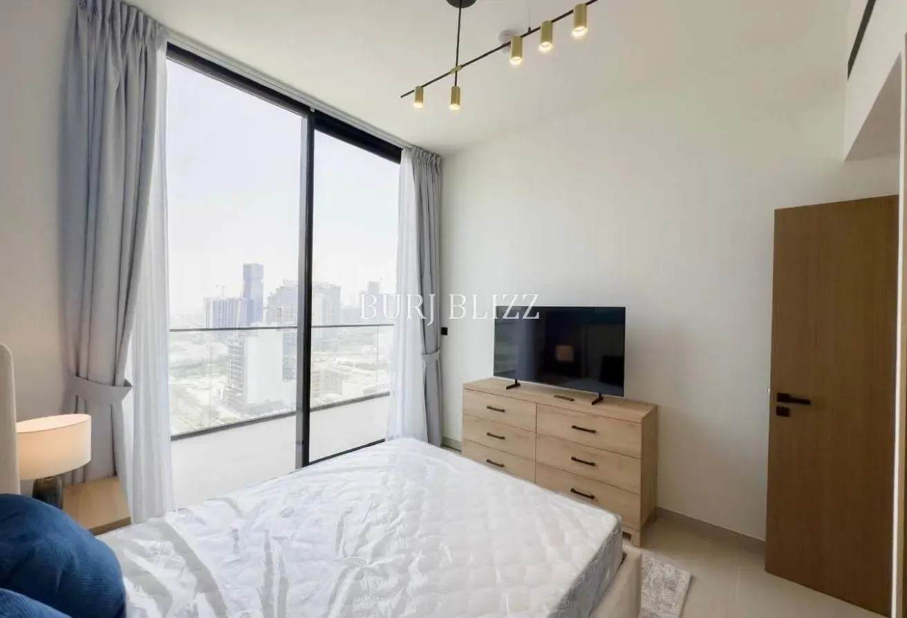 Splendid 2BR Home | Premium Amenities | High Floor