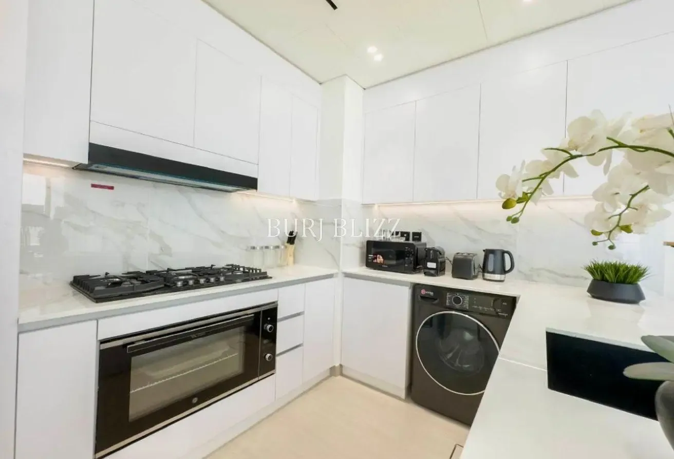 Splendid 2BR Home | Premium Amenities | High Floor