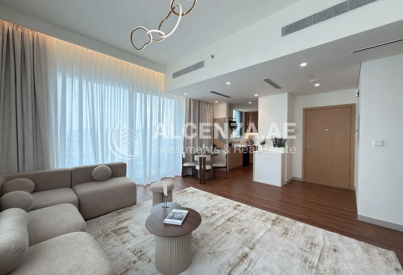 Brandnew 3BR | Park and Community View | 6 Cheques