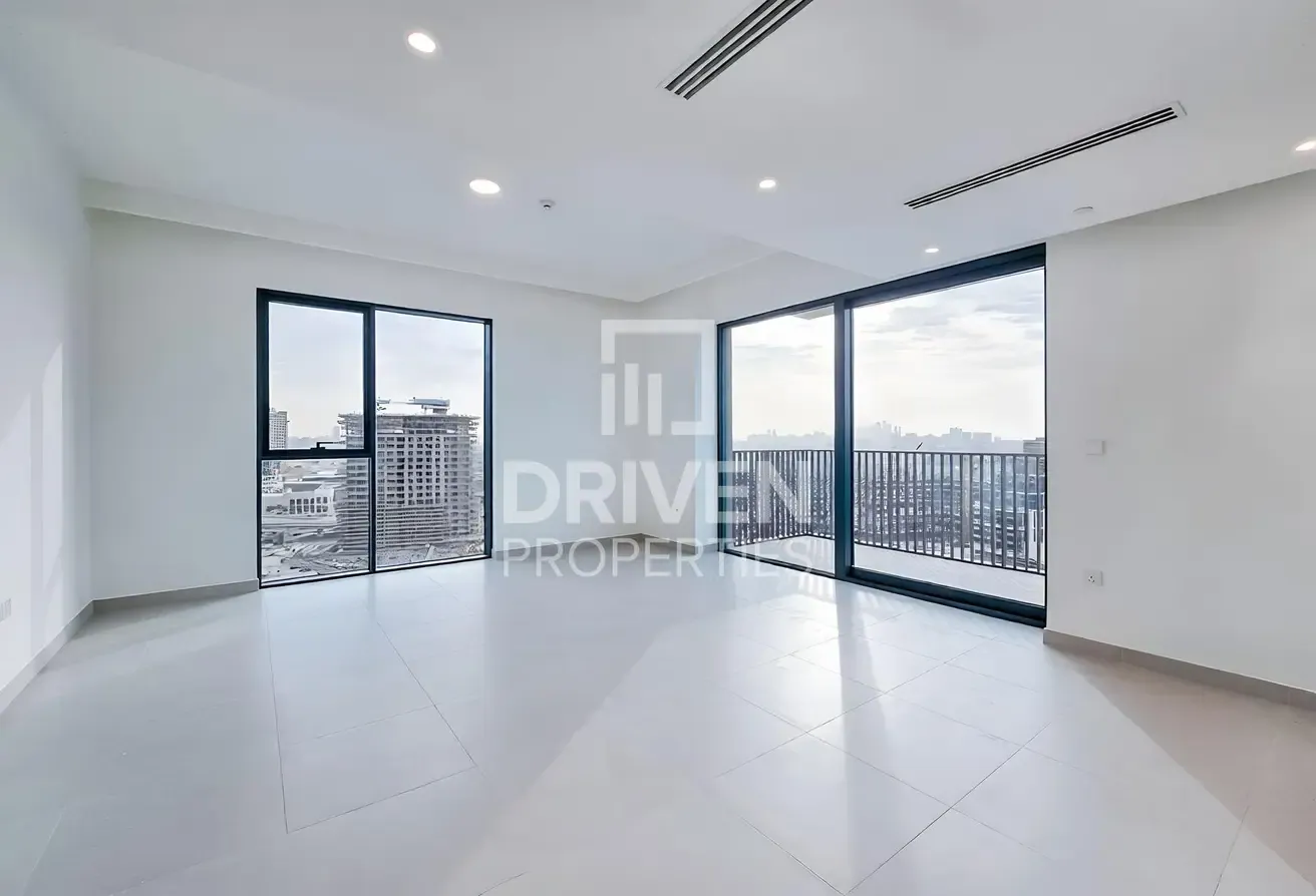 High Floor I Park Views I Ready to Move in