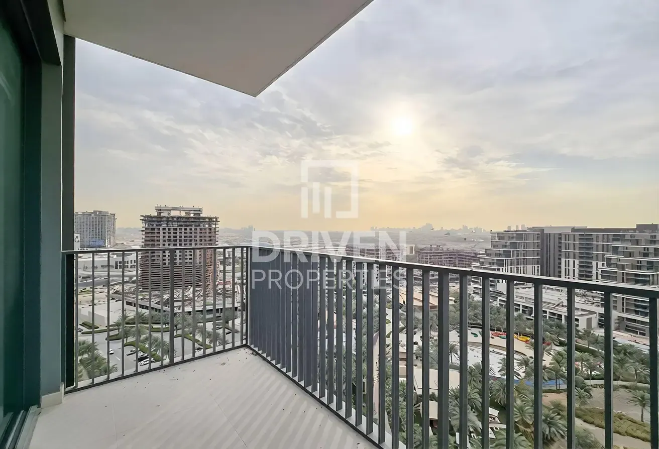 High Floor I Park Views I Ready to Move in