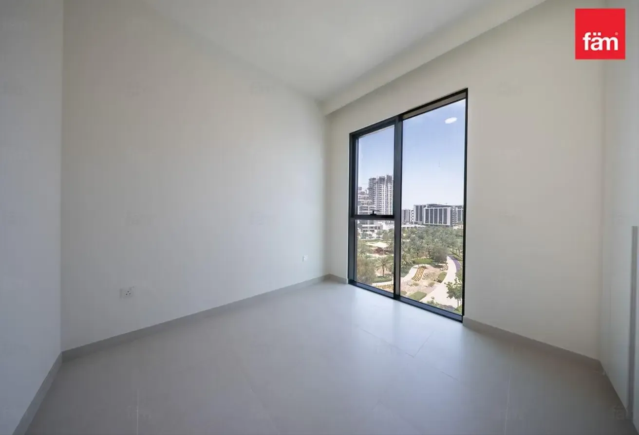 ParkFacing | Ready to Move | Just Handed Over