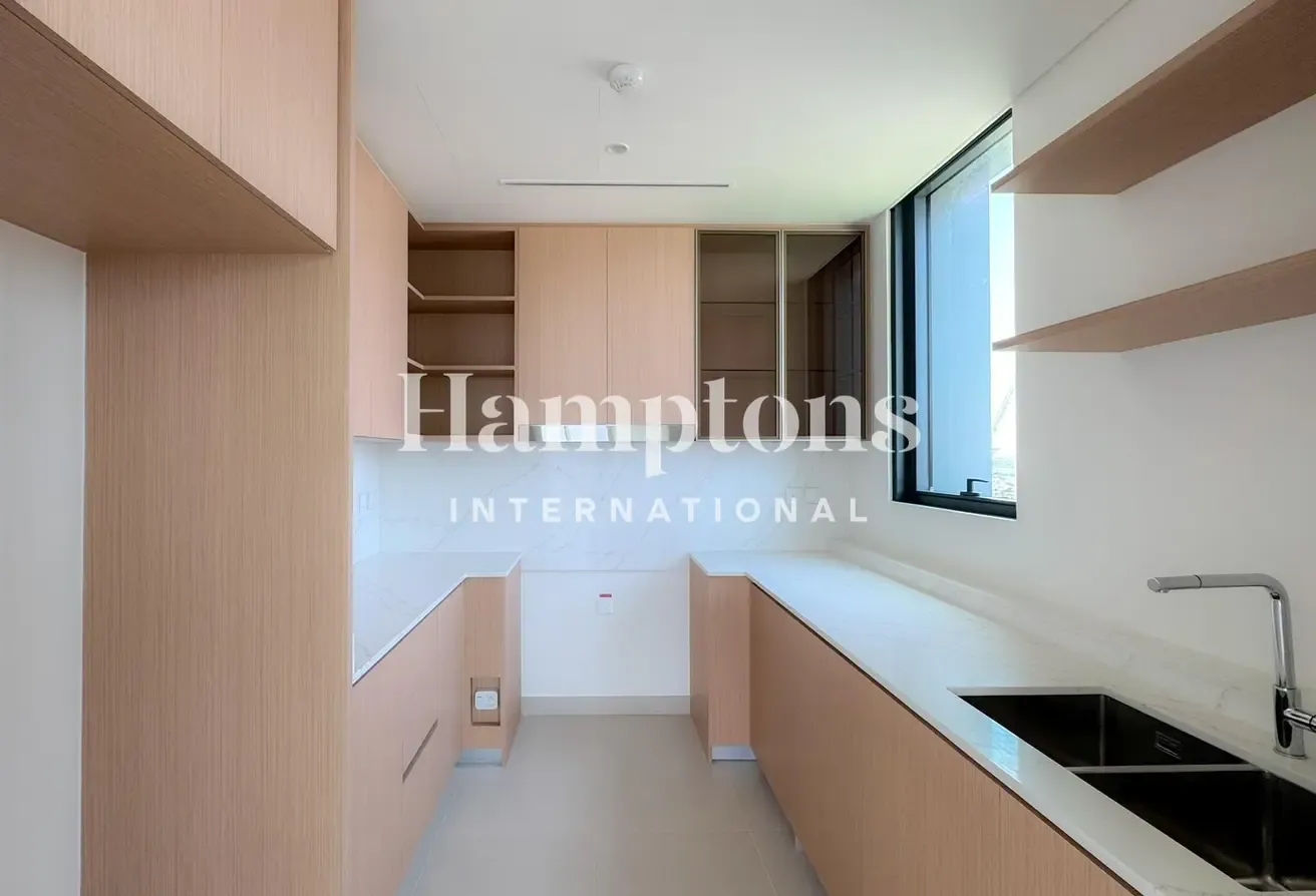 Full Park View | Corner Unit | Brand New