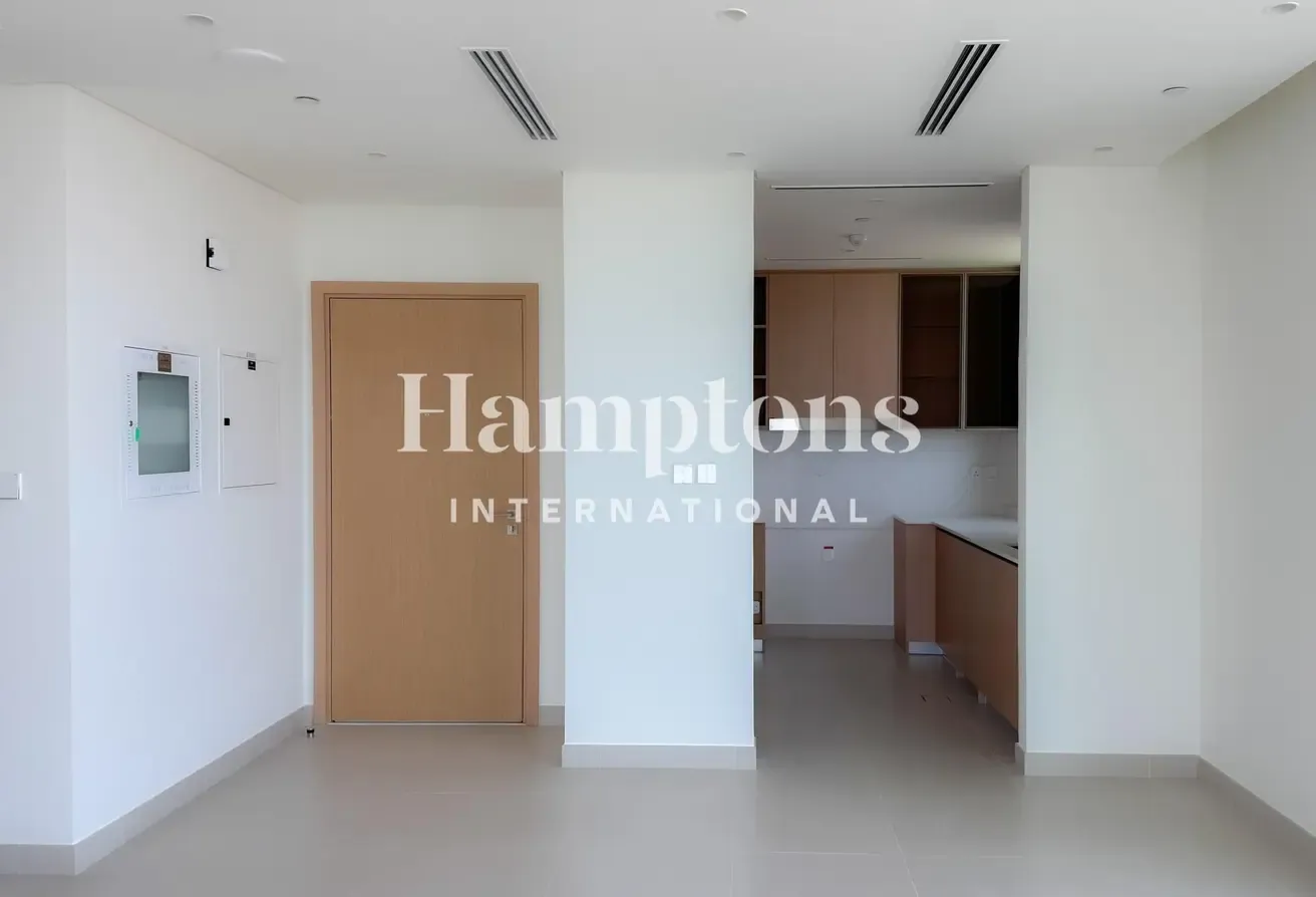 Full Park View | Corner Unit | Brand New