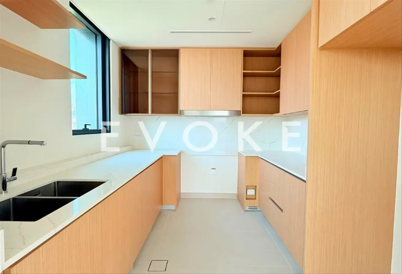 Panoramic Park View | 7 Minutes Walk to Mall