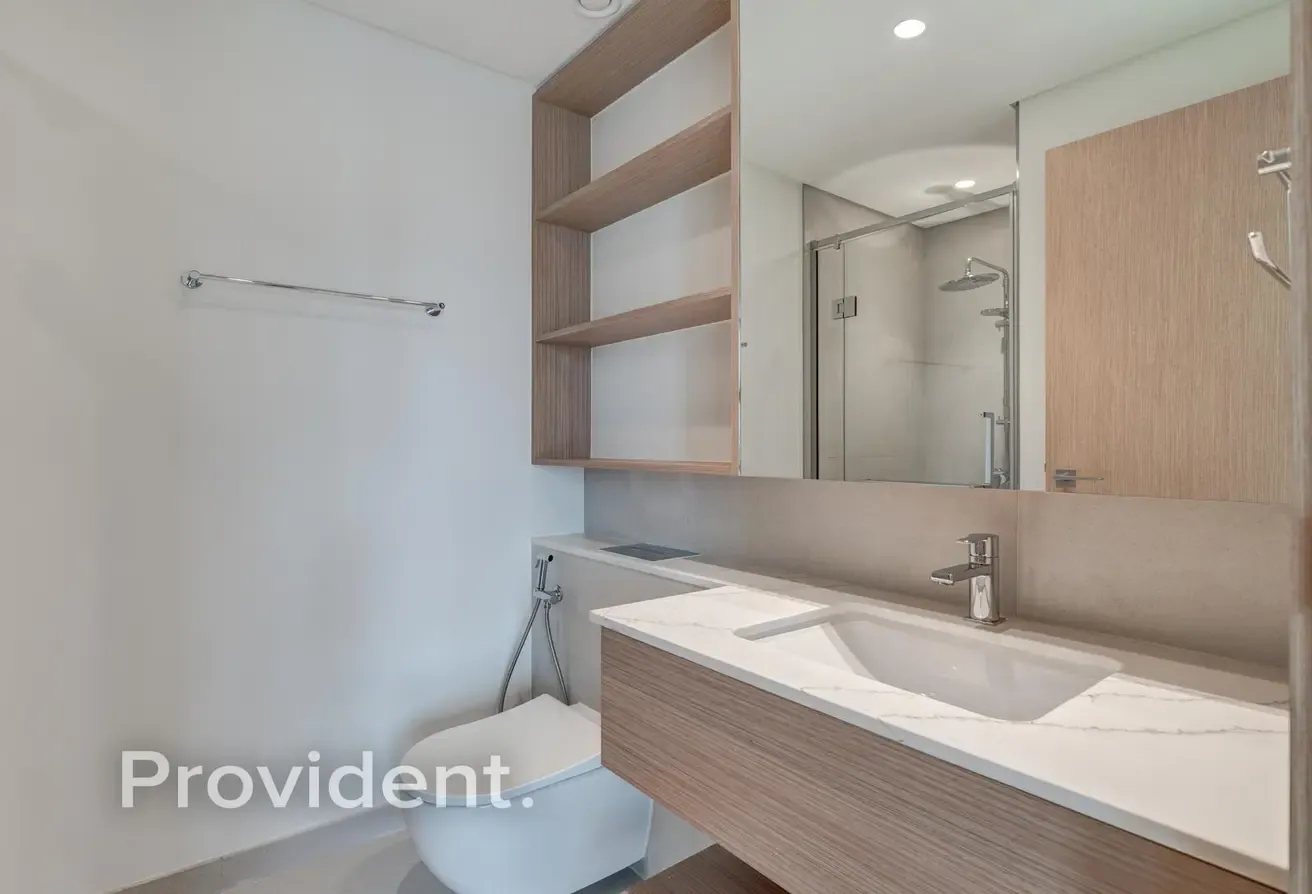 Full Park/Pool View | Bright | Directly on Park