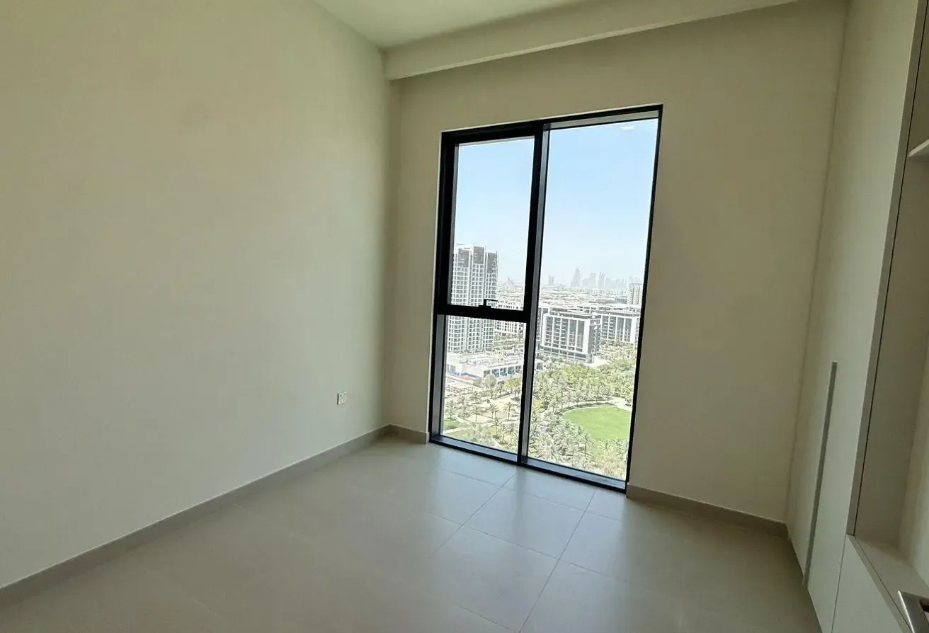Brand New | Top Floor | Park, City View