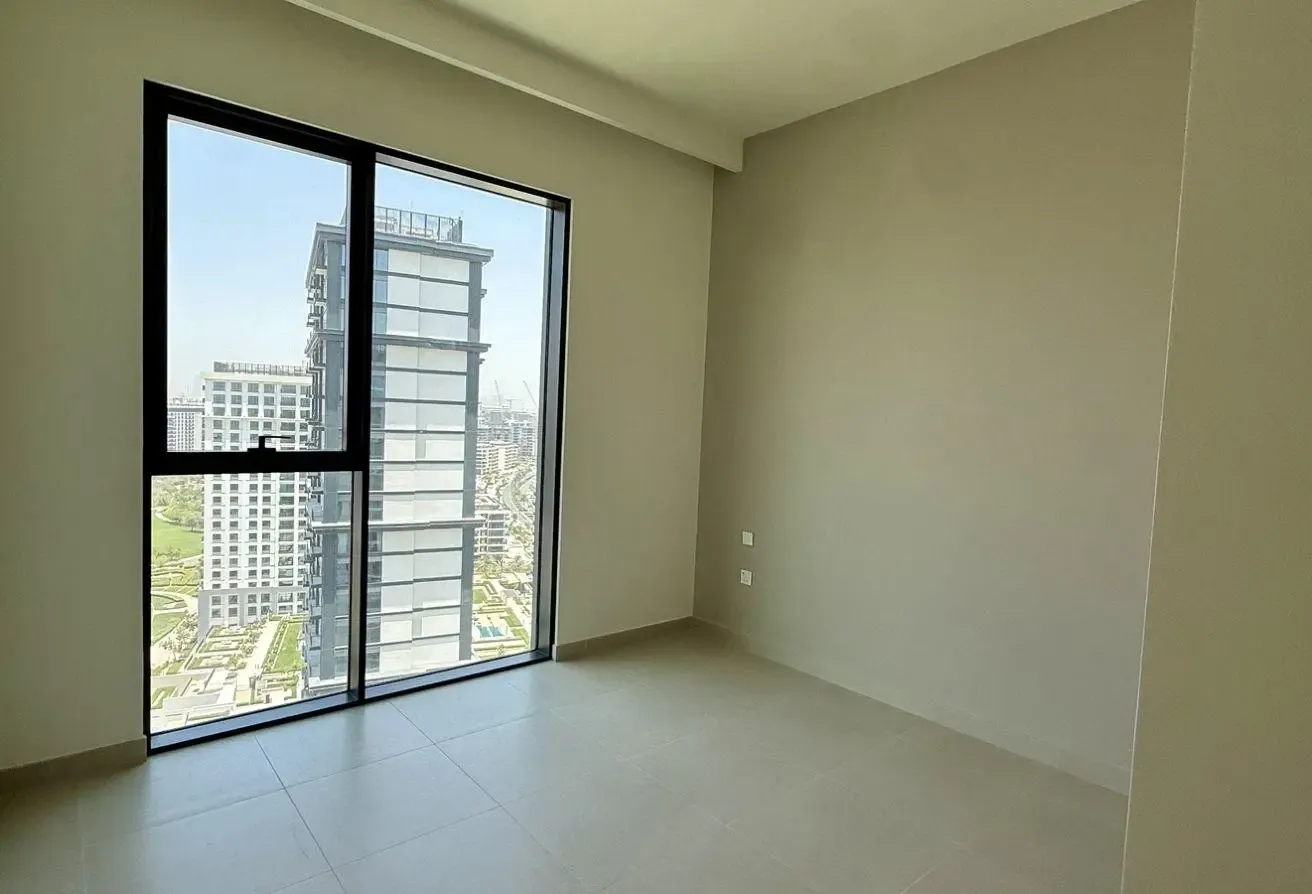 Brand New | Top Floor | Park, City View