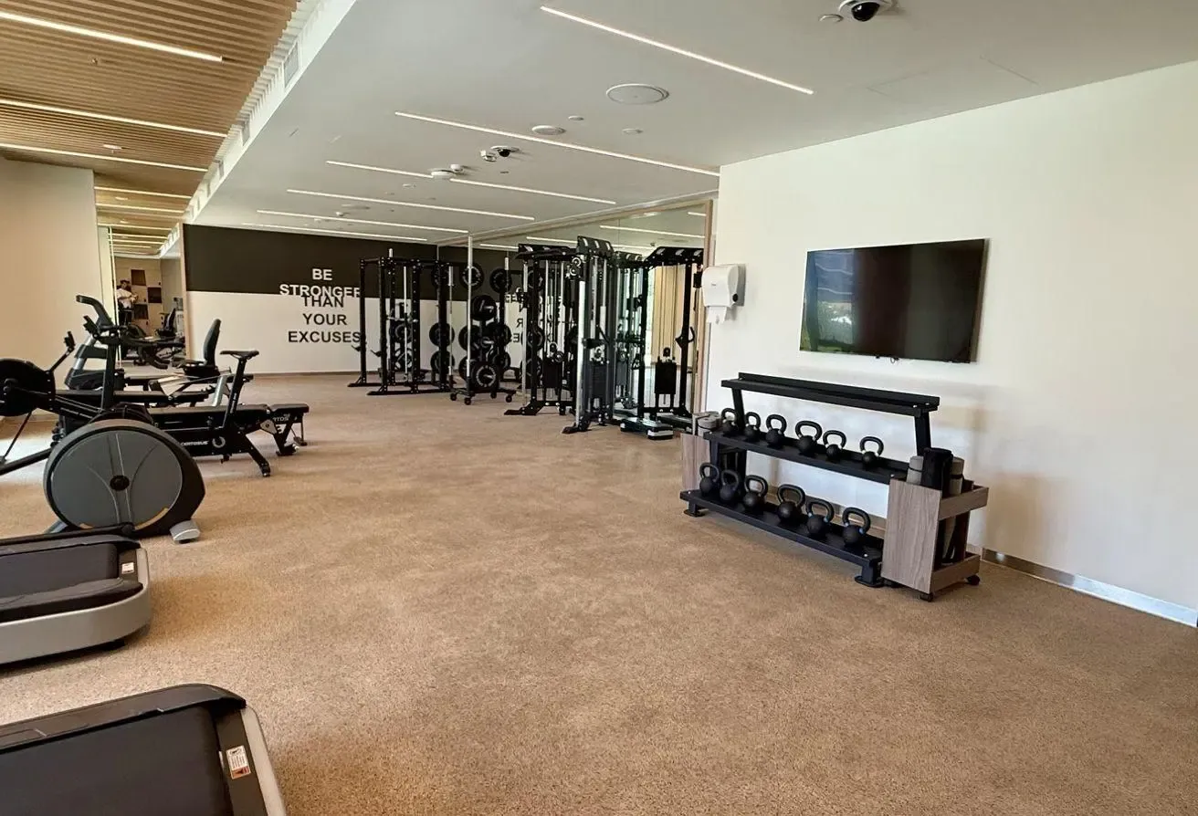 Brand New | Top Floor | Park, City View