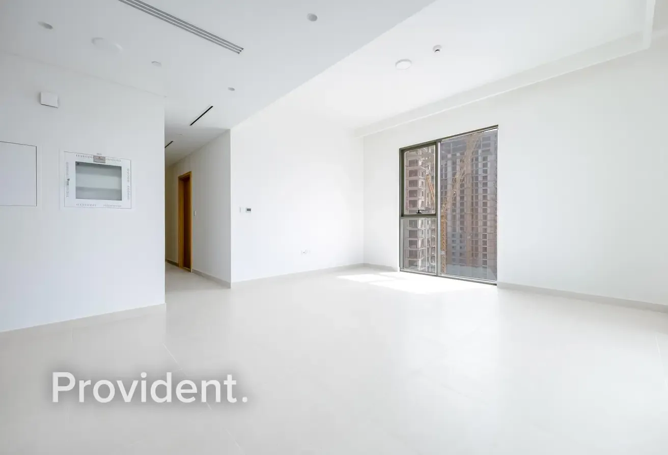 High Floor | Park View | Brand New