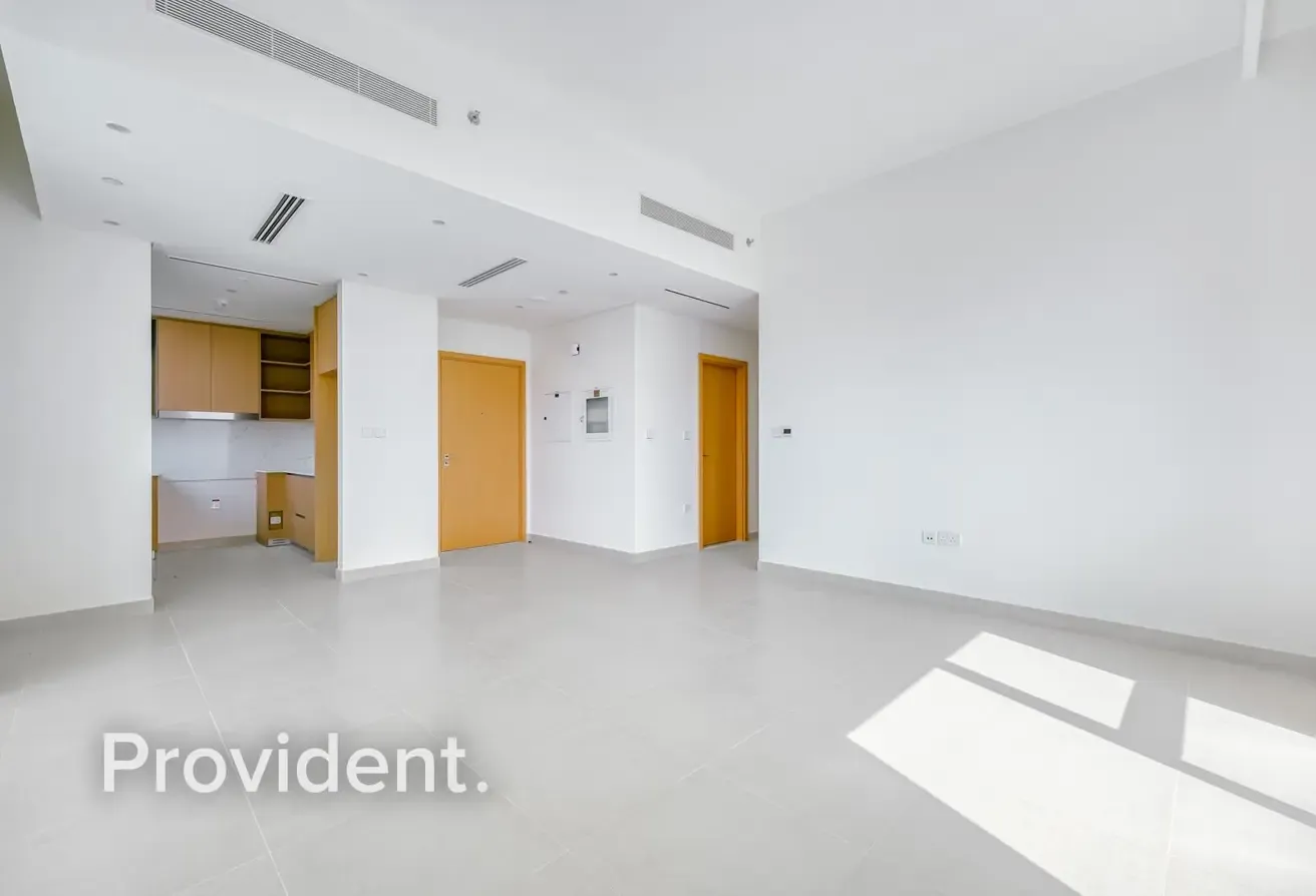 High Floor | Park View | Brand New
