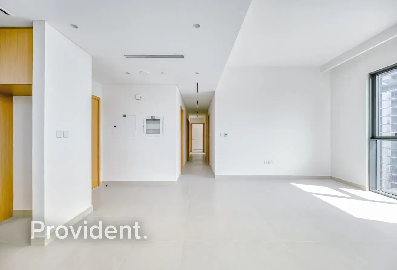 High Floor | Park View | Brand New