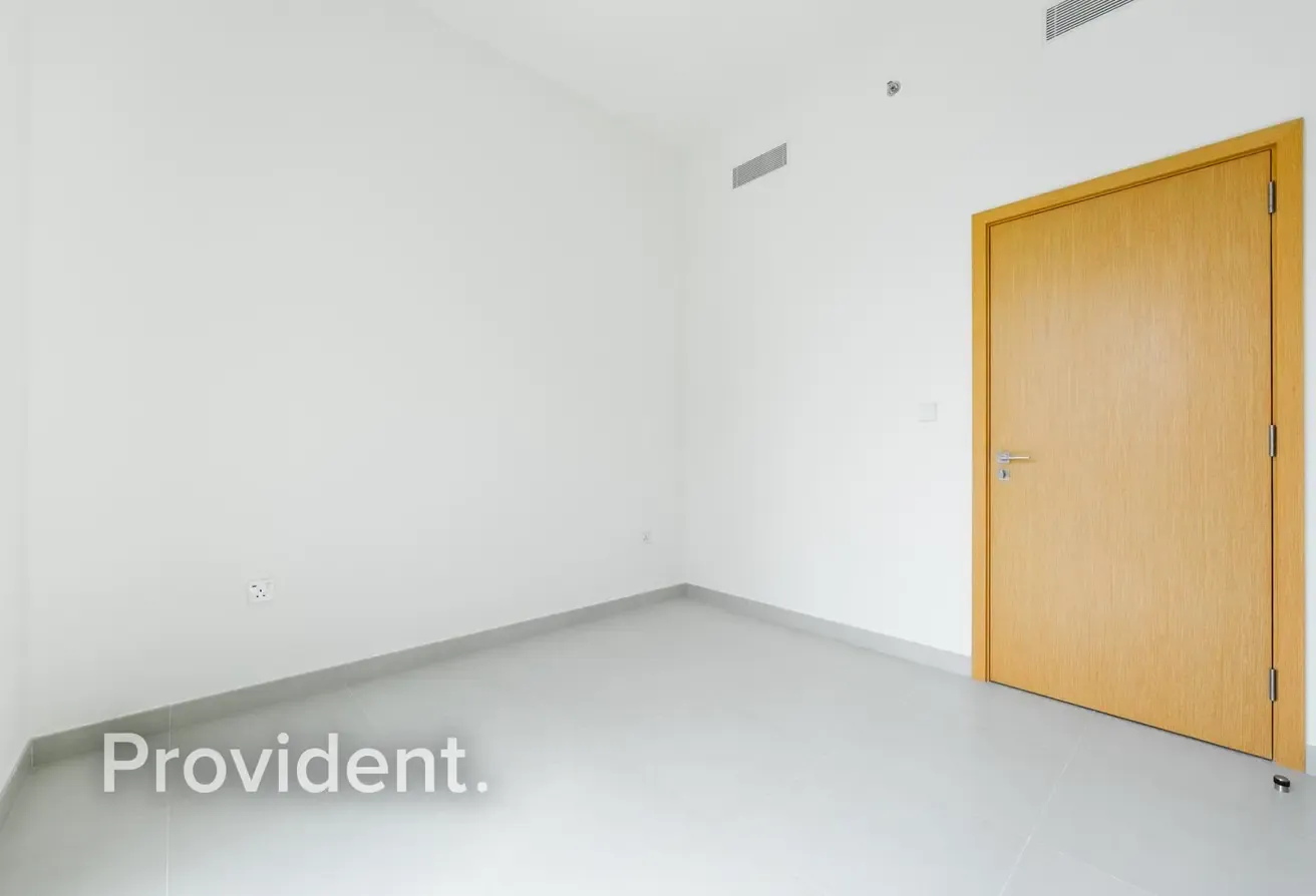 High Floor | Park View | Brand New