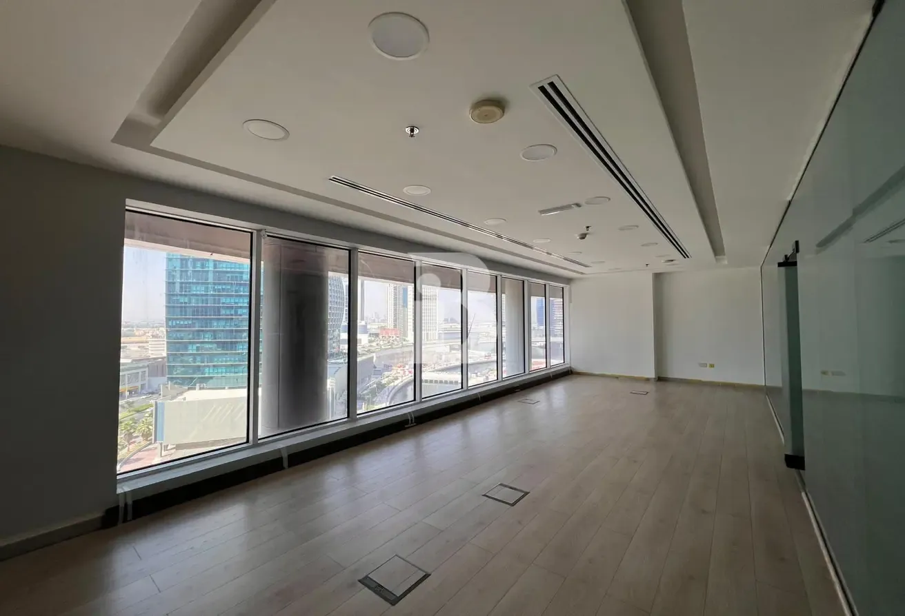 SPACIOUS OFFICE | CANAL VIEW | VACANT