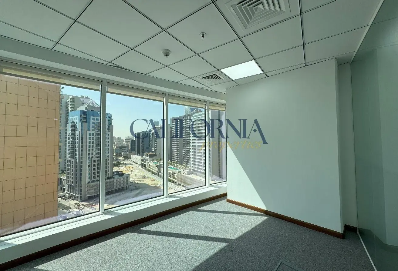 Fully Fitted | Canal View | Vacant