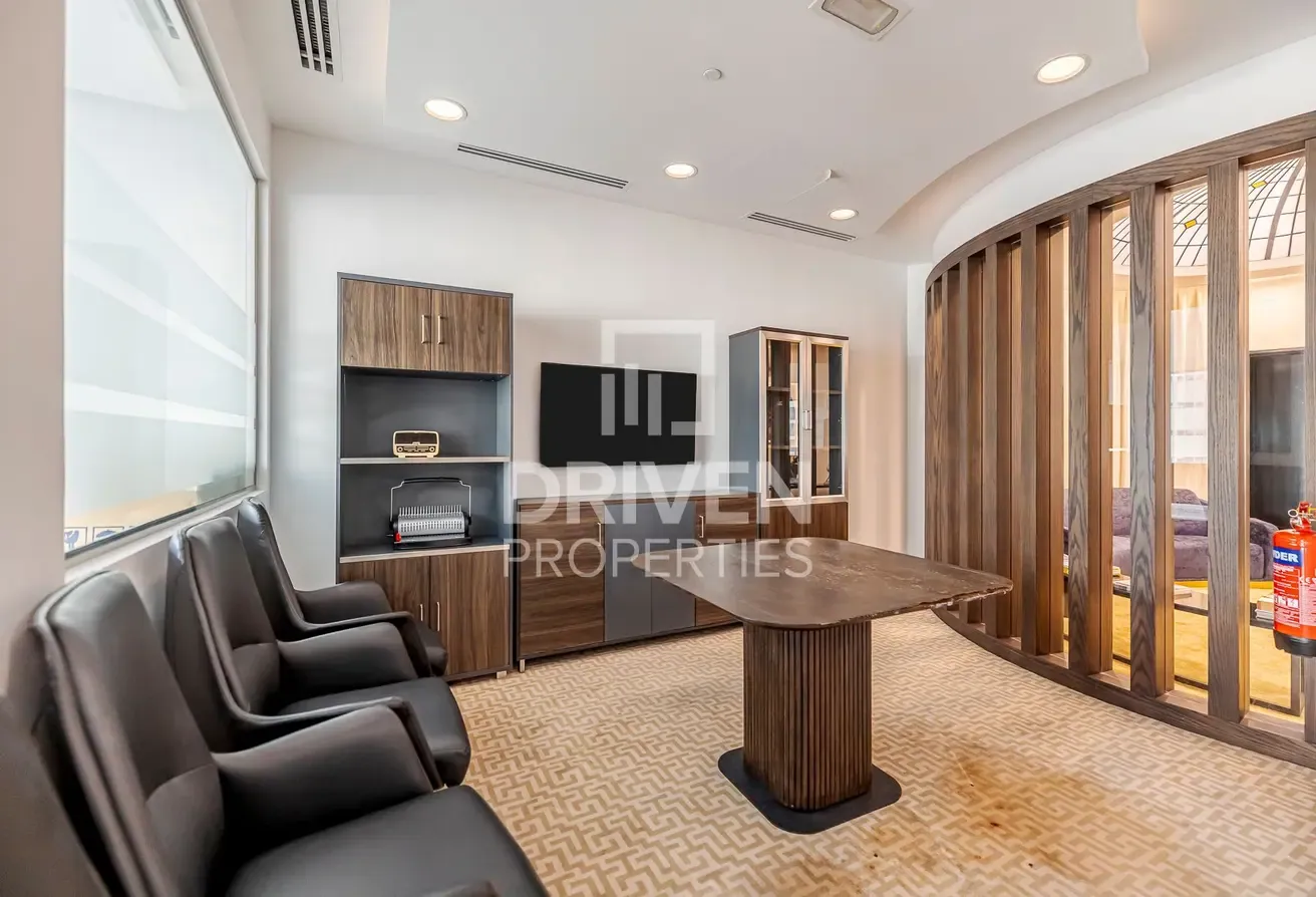VOT | Burj View | Fitted Office with Bathroom