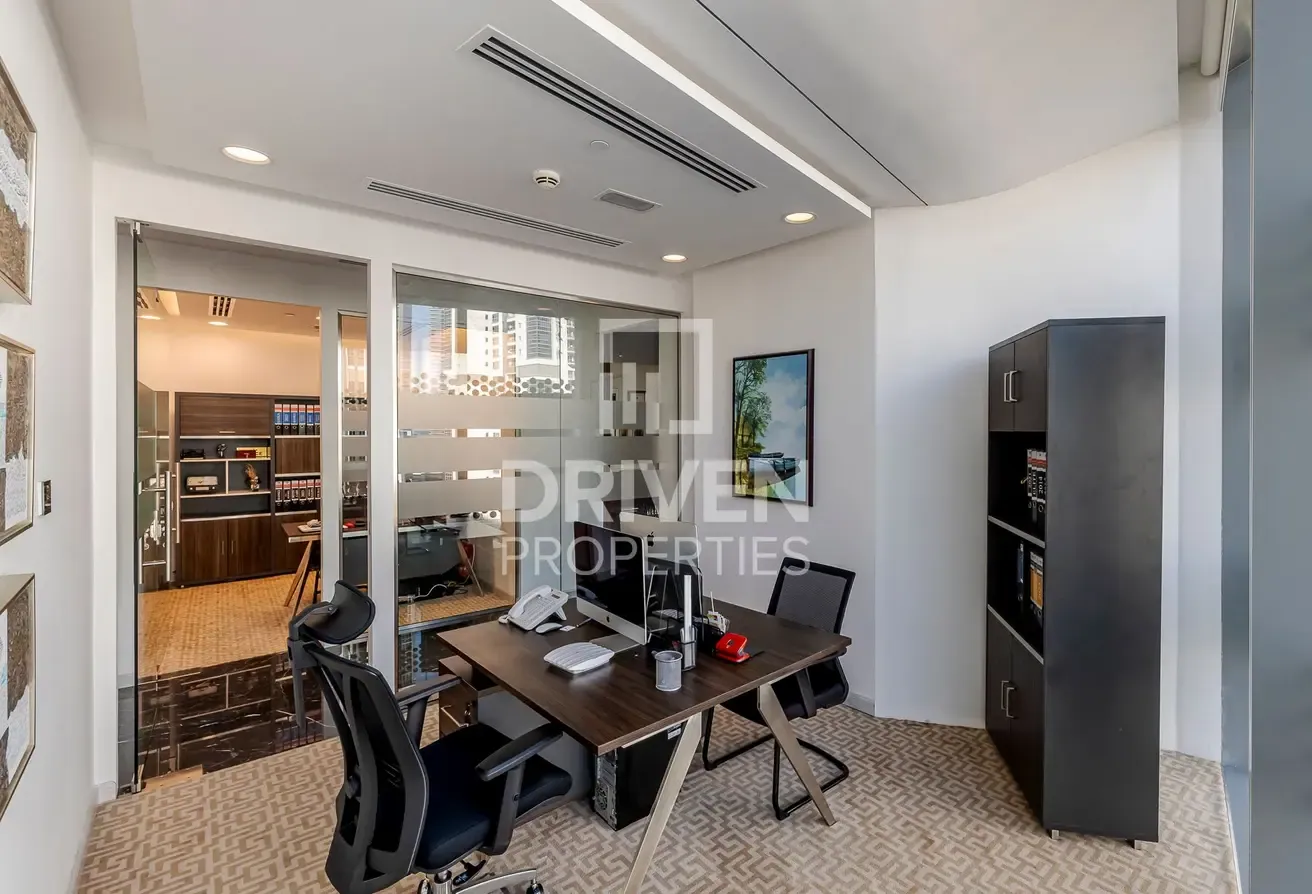 VOT | Burj View | Fitted Office with Bathroom