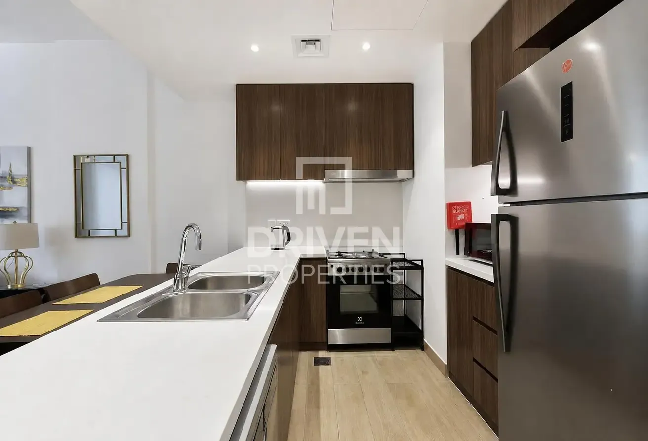 Elegant | Fully Furnished | Beachfront Community