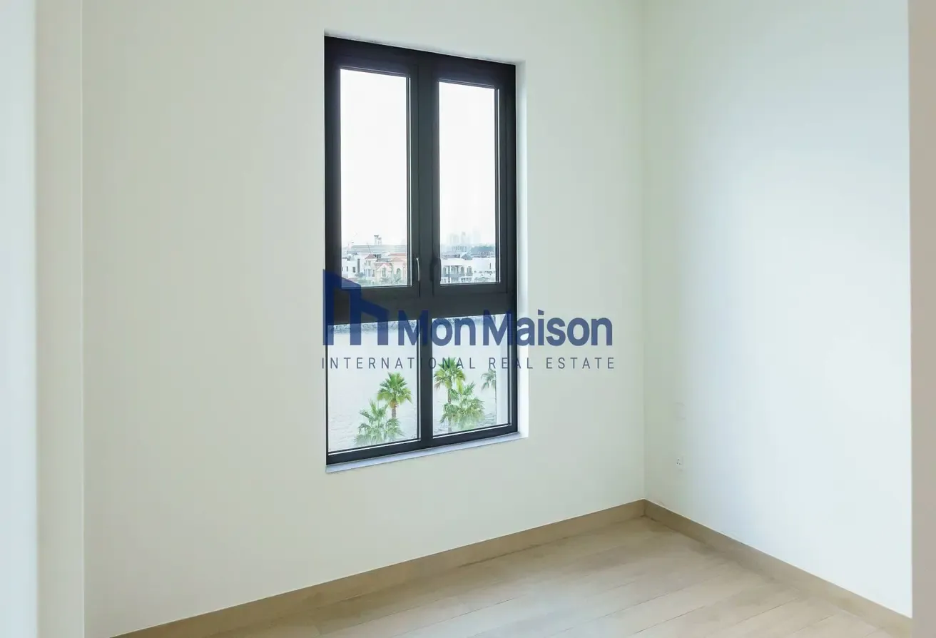 Amazing Sea View | Immaculate | Balcony